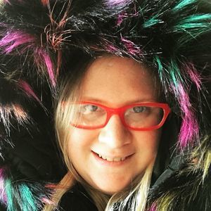 Meet your Posher, Adrianna